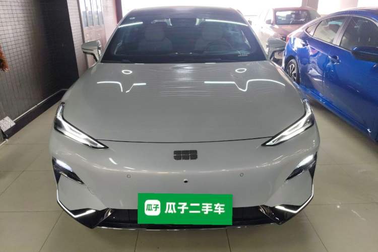 Used Geely Galaxy E8 2025 700 km Long-Range Intelligent Driving Version