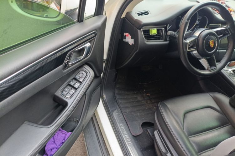 Used Zotye SR9 2017 2.0T Automatic Ultimate Road Edition Driver Seat