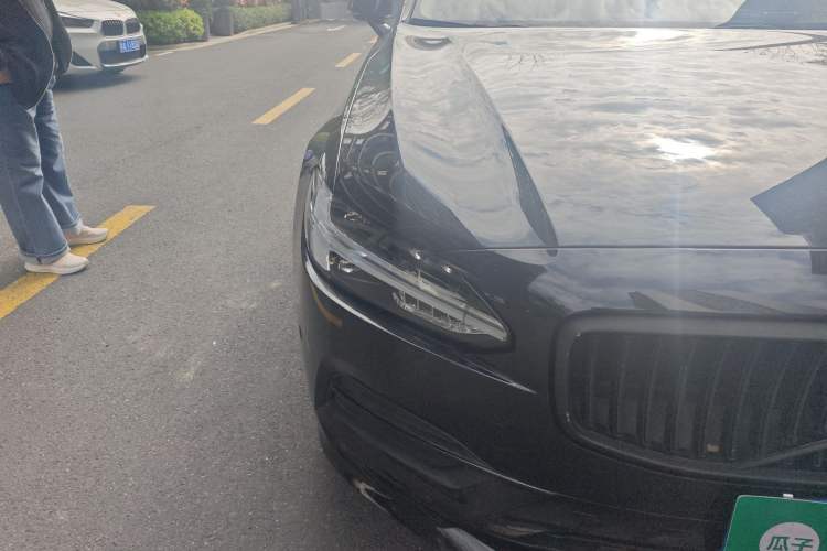 Used Volvo S90 2019 T5 Zhiyuan Edition

