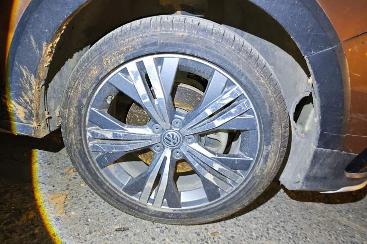 Used Volkswagen C-TREK 2017 230TSI DSG Luxury Model
