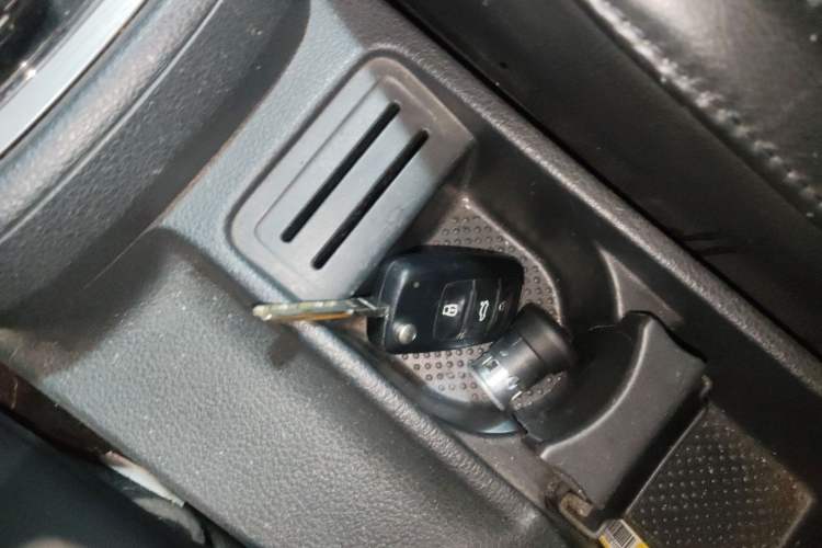 Used Volkswagen Lavida 2013 1.4TSI DSG Comfort Edition Vehicle Key