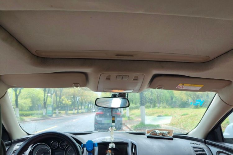 Used Buick Regal 2015 2.0L Leading Fashion Edition Headliner