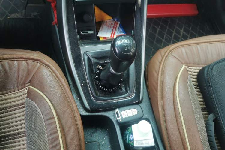 Used Hyundai Elantra (5th Generation / Langdong) 2012 1.6L Manual Leading Model Gear Lever