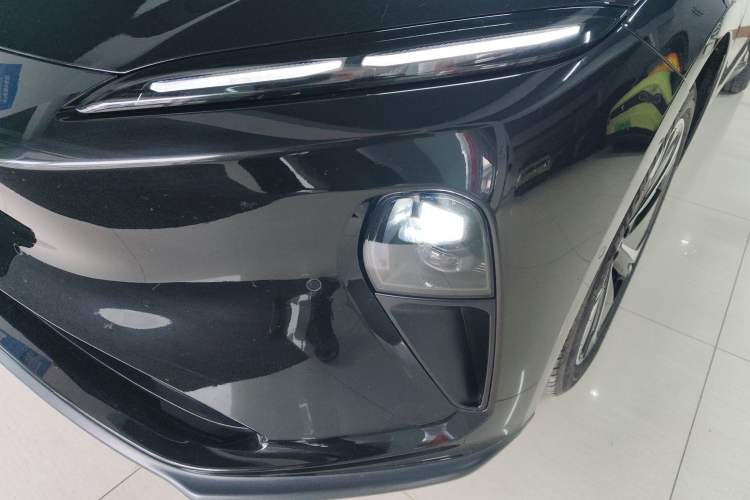 Used Nio ET5T 2024 75kWh Touring Left Front Headlight