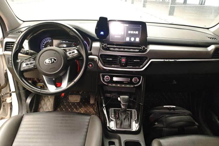 Used Kia Sportage R 2018 2.0L Automatic Smart Luxury Version China V Standard