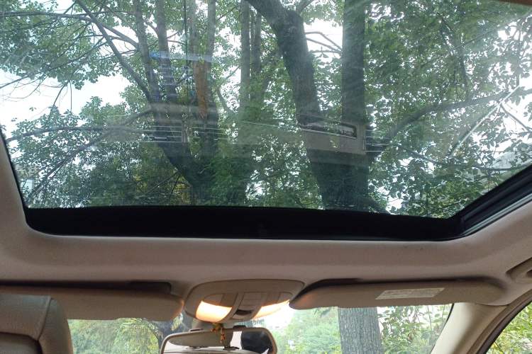 Used Mercedes-Benz R-Class 2011 R 350 L 4MATIC