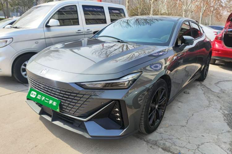 Used Changan UNI-V iDD 2023 Zhidian iDD 1.5T 113km Smart & Fun Version (Rapid Edition)