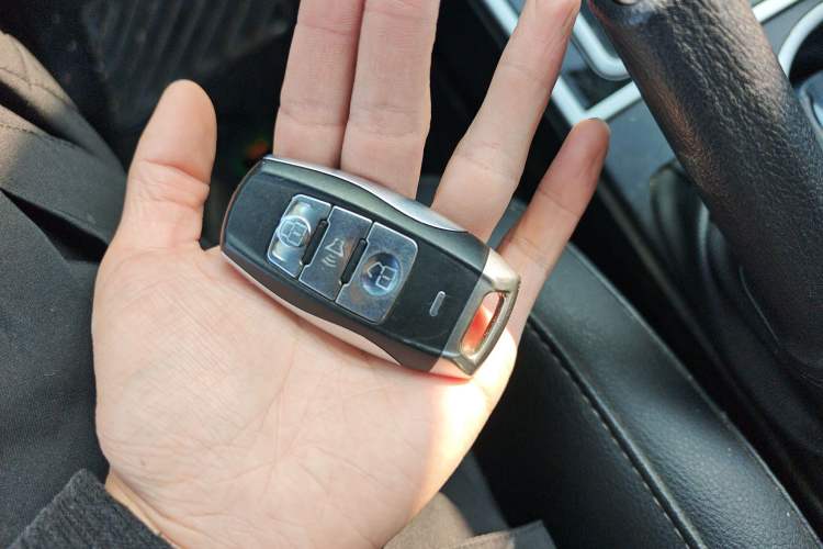 Used Haval H2 2016 Red Label 1.5T Automatic Two-Wheel Drive Elite Model
