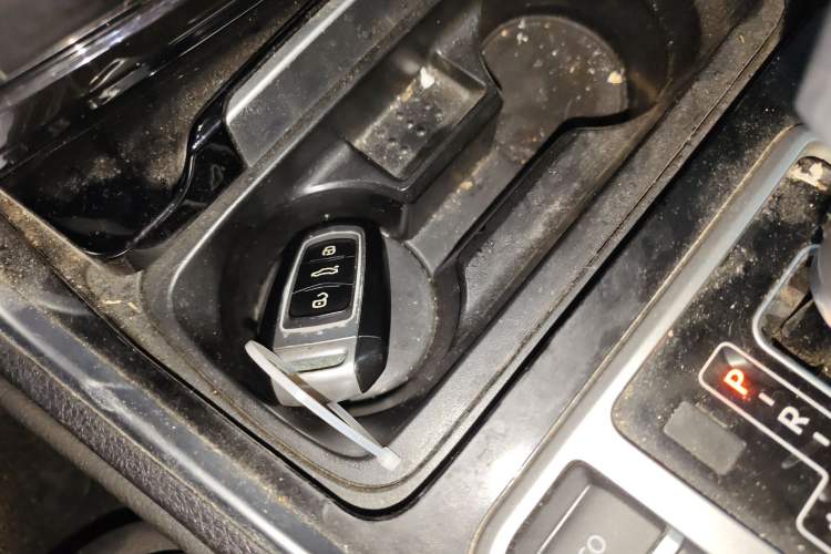 Used Geely Auto Emgrand GT 2015 2.4L Luxury Model Vehicle Key