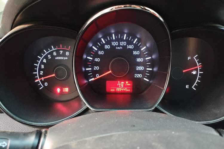 Used Kia K2 2011 Sedan 1.4L Manual Transmission GLS Instrument Cluster