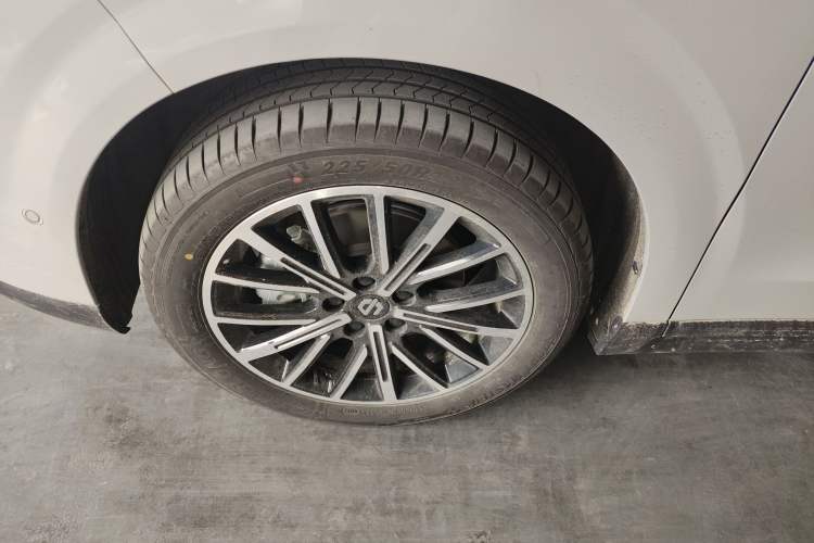 Used Leapmotor B10 2025 510 Joyful Edition Left Front Wheel Hub