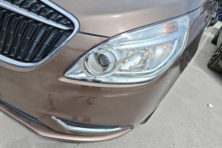 Used Buick GL8 2018 28T Luxury Model China VI Standard