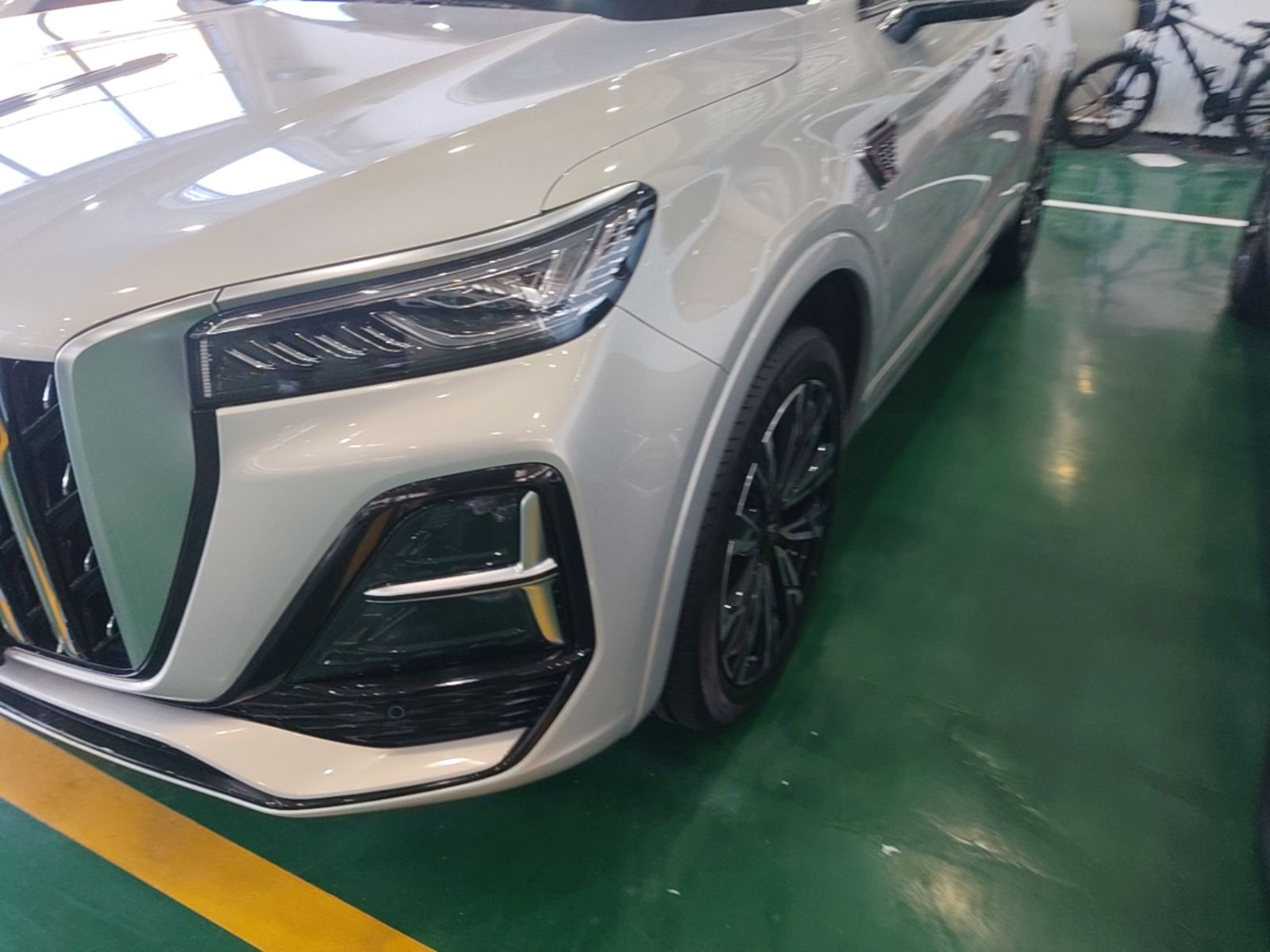 Hongqi HS5 2023 2.0T Four-Wheel Drive Flagship Pro Edition - Chinese Trim Xiang — снимка 8