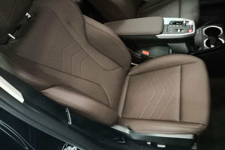 Used BMW iX1 2023 eDrive25L M Sport Package
