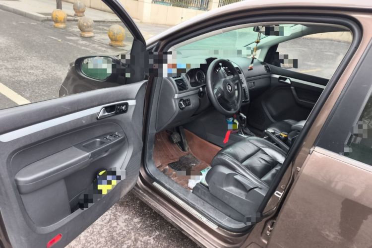 Used Volkswagen Touran 2013 1.4T DSG Comfort Edition 5-Seater
