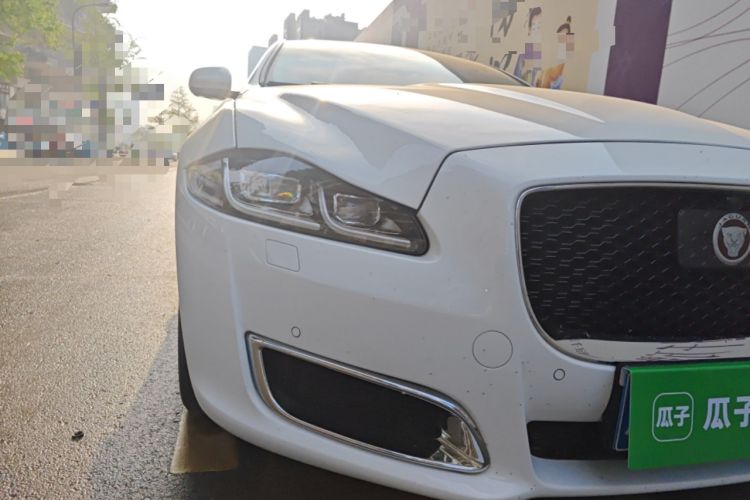 Used Jaguar XJ 2018 XJL 3.0 SC Two-Wheel-Drive Panoramic Business Edition
