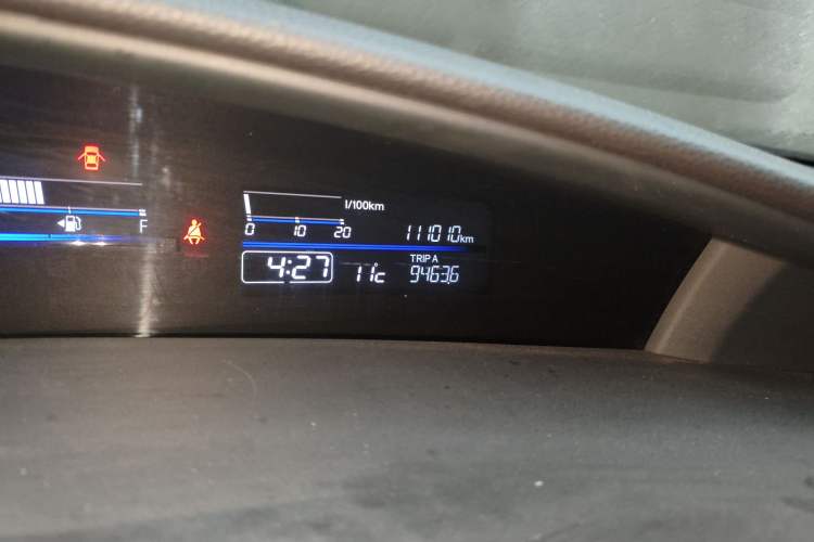 Used Honda Jade 2014 1.8L Automatic Comfort Elite Version 5 Seats