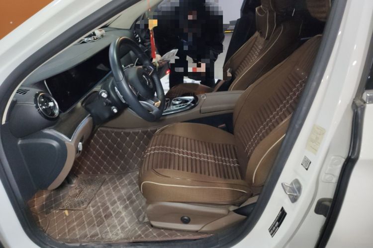 Used Mercedes-Benz E-Class 2016 E 300 L Sporty and Stylish Model