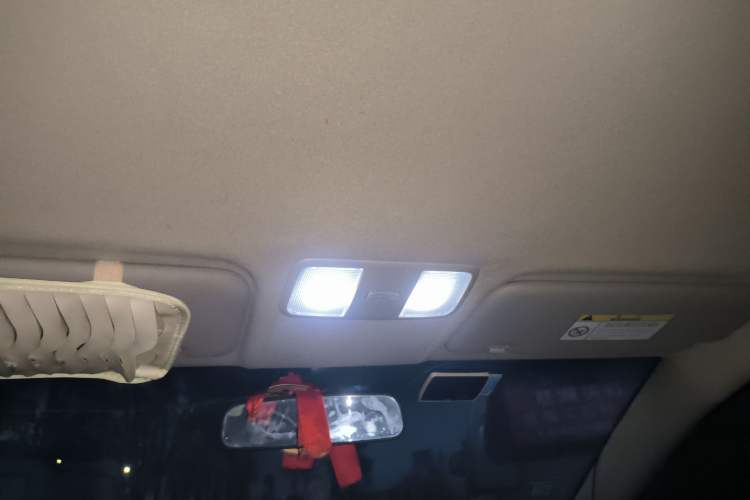 Used Kia K2 2015 Sedan 1.4L MT GLS
