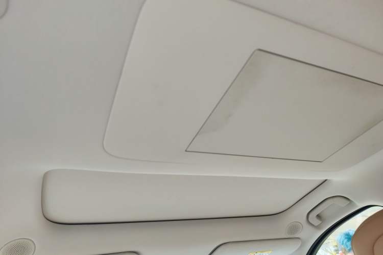 Used Chery T11 2026 Model 220 All-Wheel Drive Dual IMAX Theater Edition
