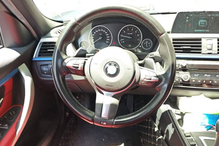 Used BMW 3 Series 2019 320i M Sport Package
