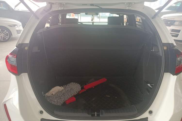 Used Honda Fit 2021 1.5L CVT Trend Edition Trunk