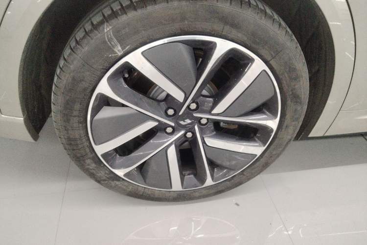 Used Li Auto L9 2024 Ultra Model
