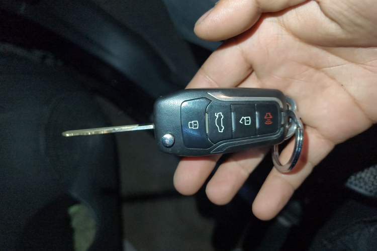 Used Nissan March 2010 1.5L Manual E-Xuan Edition Vehicle Key