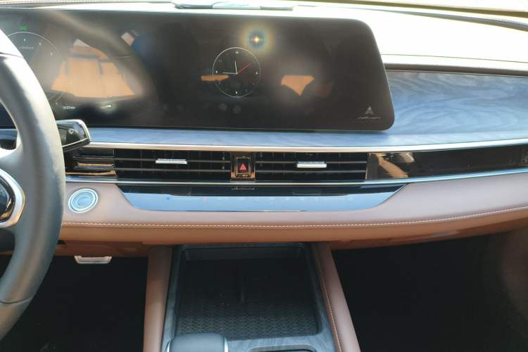 Used Chery Arrizo 8 2025 2.0T Automatic Yu+
