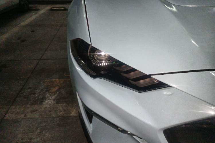 Used Ford Mustang 2021 2.3T EcoBoost Right Front Headlight