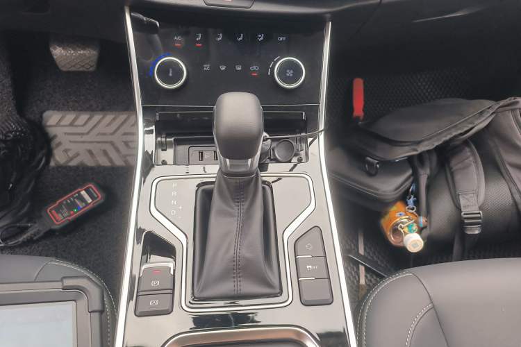 Used Chery Arrizo 5 2024 Edition People's Benefit Version 1.5L CVT Fashion Model Gear Lever