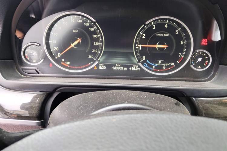 Used BMW 5 Series 2014 525Li Luxury Design Package