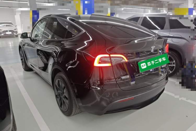 Used Tesla Model Y 2023 Rear-Wheel-Drive Version Rear Left 45 Deg