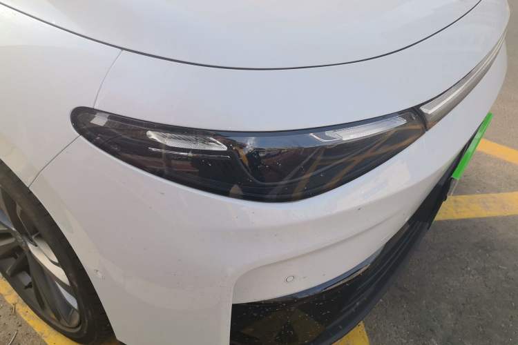 Used Leapmotor C16 2026 Extended-Range 280 LiDAR Zhizun Edition 5 Seats