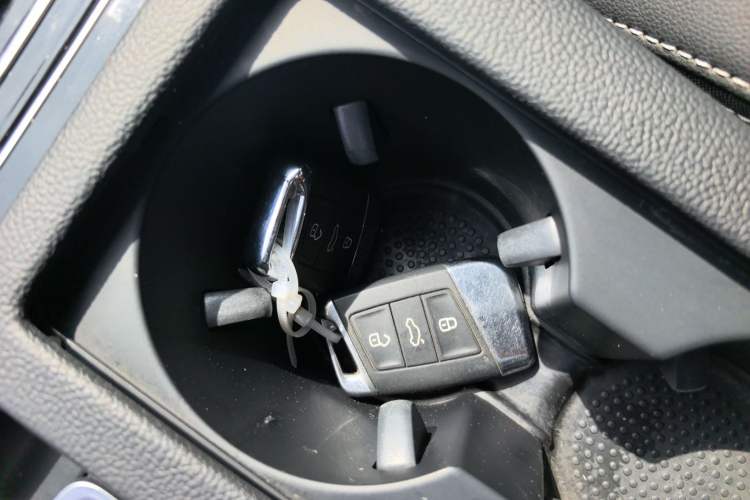 Used Volkswagen Magotan 2020 330TSI DSG Leading Model Vehicle Key