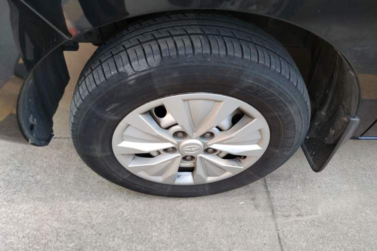 Used JAC Refine M3 2018 1.6L Express Edition 7-Seater