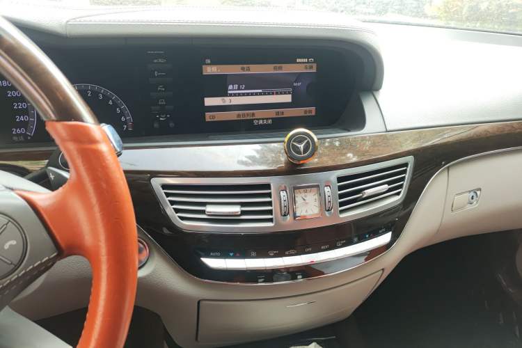 Used Mercedes-Benz S-Class 2010 S 300 L Business Model
