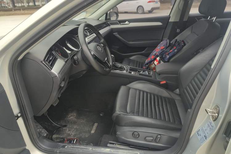 Used Volkswagen Magotan 2018 330TSI DSG Advanced Model