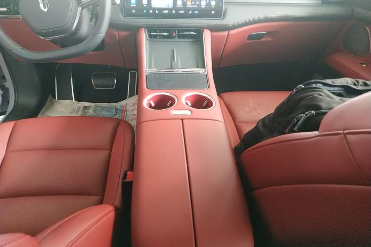 Used Hima AITO M5 2025 Extended-Range Ultra All-Wheel-Drive Version Gear Lever