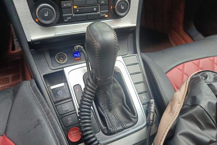 Used Volkswagen FAW-Volkswagen CC 2012 2.0 TSI Luxury Model