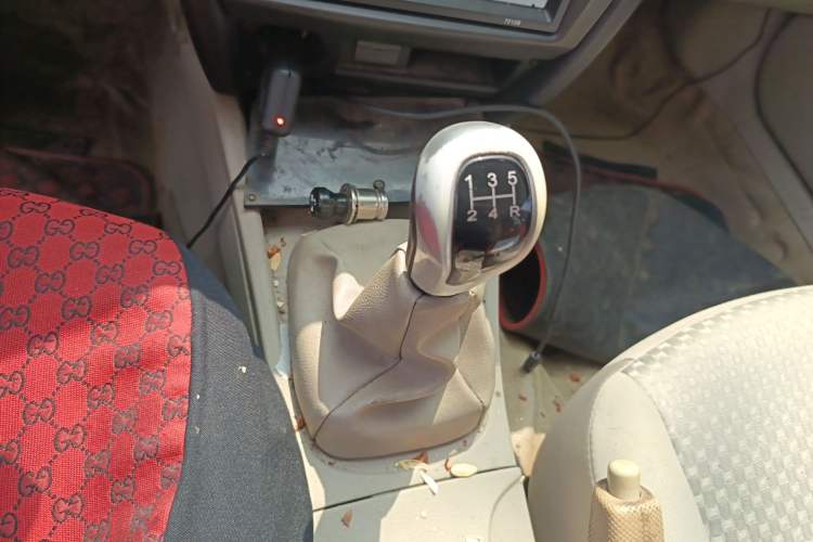 Used Soueast V3 Lingyue 2014 1.5L Manual Smart Edition