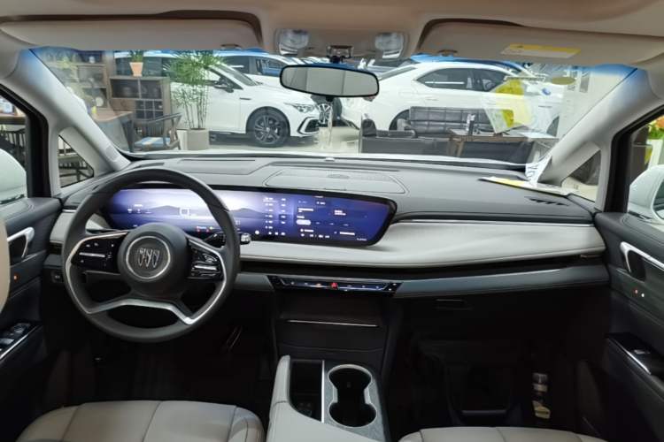 Used Buick GL8 2025 Lu Zun First Edition