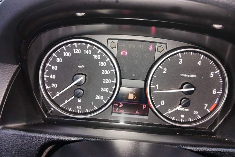 Used BMW X1 2013 sDrive18i Fashion Model
