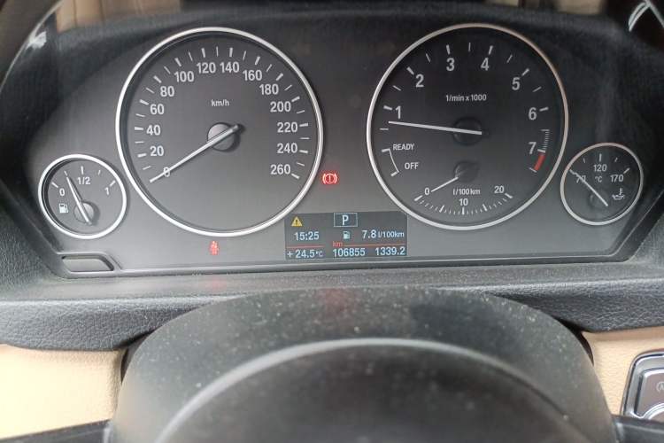 Used BMW 3 Series 2013 320Li Fashion Model
