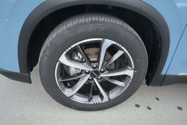 Used Dongfeng Aeolus Mage 2024 Honor Edition 1.5T Fashion Model
