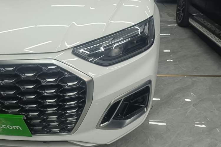 Used Audi Q5L Sportback 2021 40 TFSI Fashion Model
