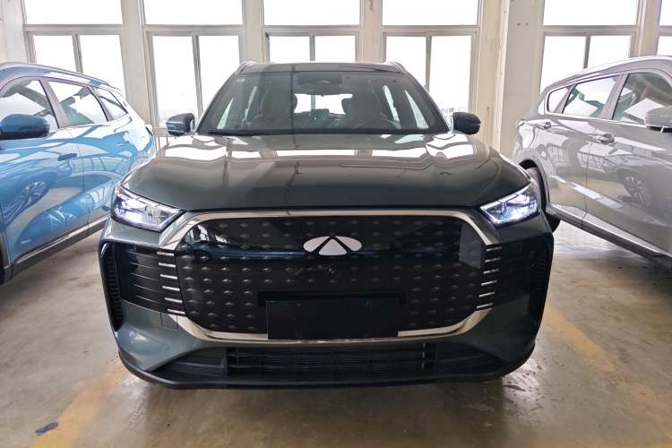 Used Chery Fengyun T8 2025 1.5T 130km Deluxe Version 5 Seats Front