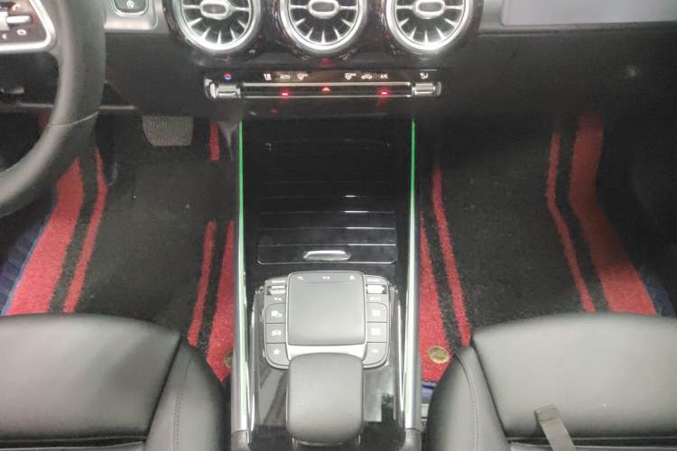 Used Mercedes-Benz GLB 2021 GLB 200 Fashion Model