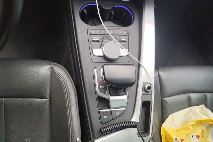 Used Audi A4L 2019 40 TFSI Fashion Edition China VI Emission Standard