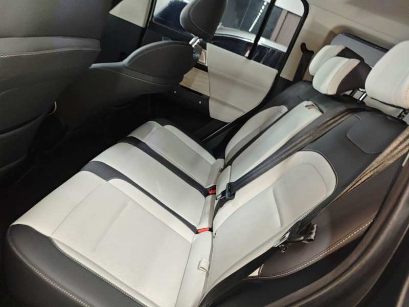 Used iCAR 03 2024 472km Four-Wheel Drive Long-Range Version — 16